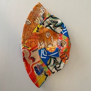 FOREVER 21 BUCKET HAT